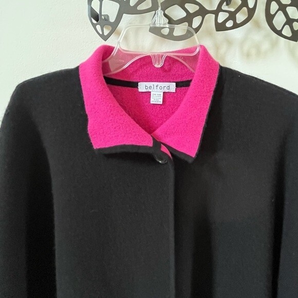 Belford Cashmere Collard Poncho Sweater in Black and Contrasting Pink One Size - Picture 4 of 12